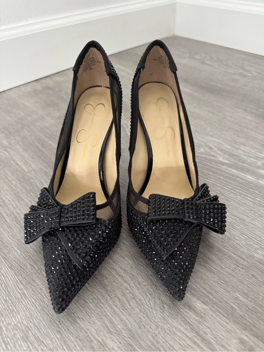 Jessica Simpson Black Rhinestone Bow Pointed Toe Pumps